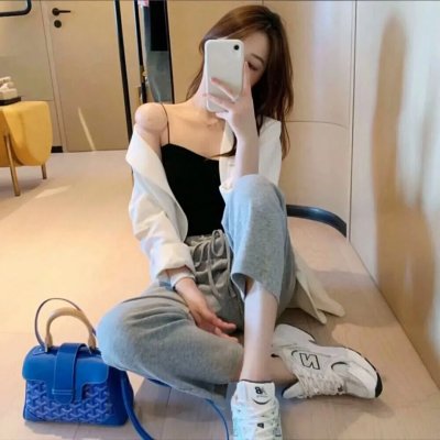 我的顶流老婆太可爱